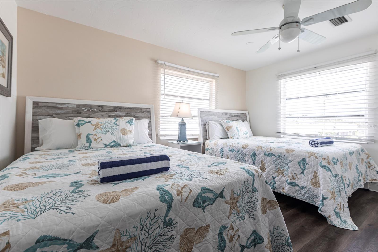 6020 MIDNIGHT PASS RD #52B — photo 15