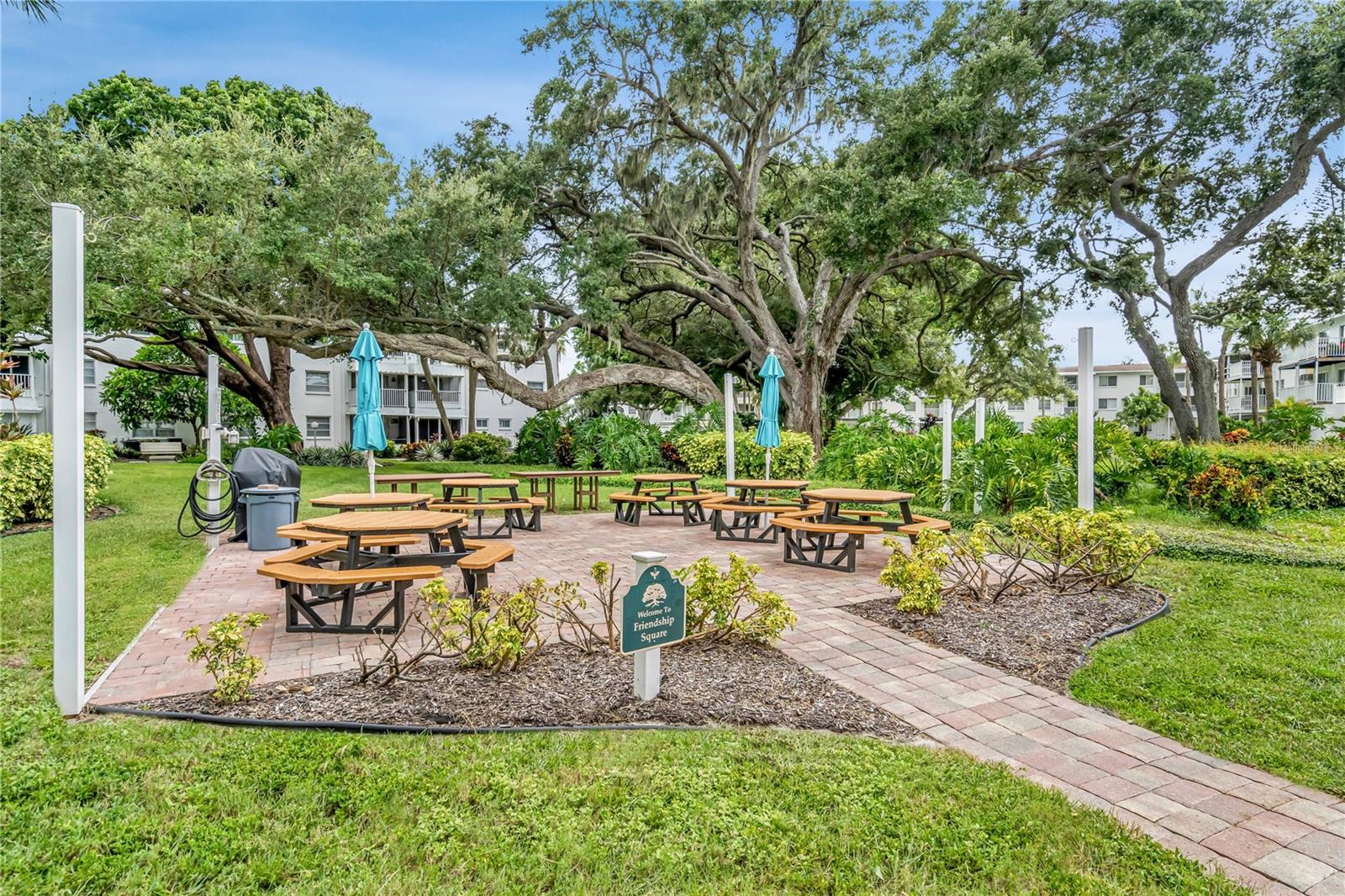 2211 SUNSET DR #E3 — photo 32