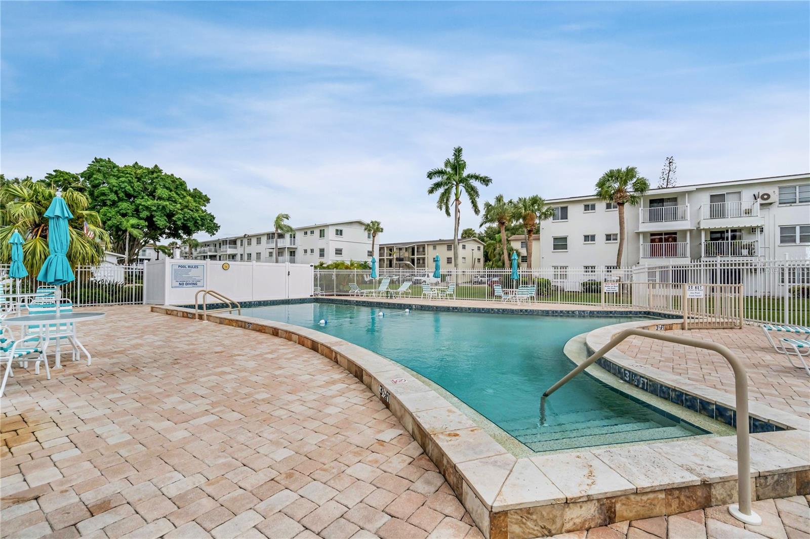 2211 SUNSET DR #E3 — photo 34
