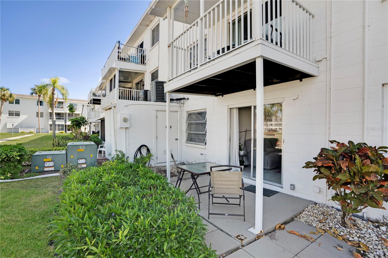 2211 SUNSET DR #E3 — photo 25