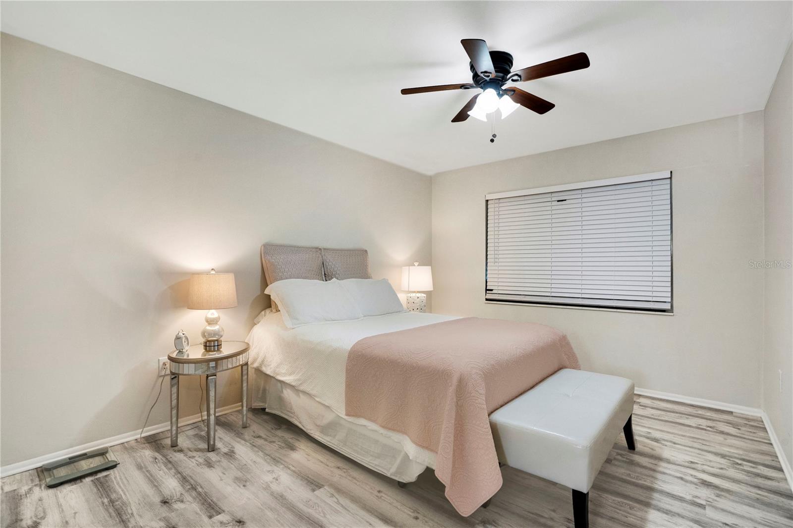 2211 SUNSET DR #E3 — photo 22