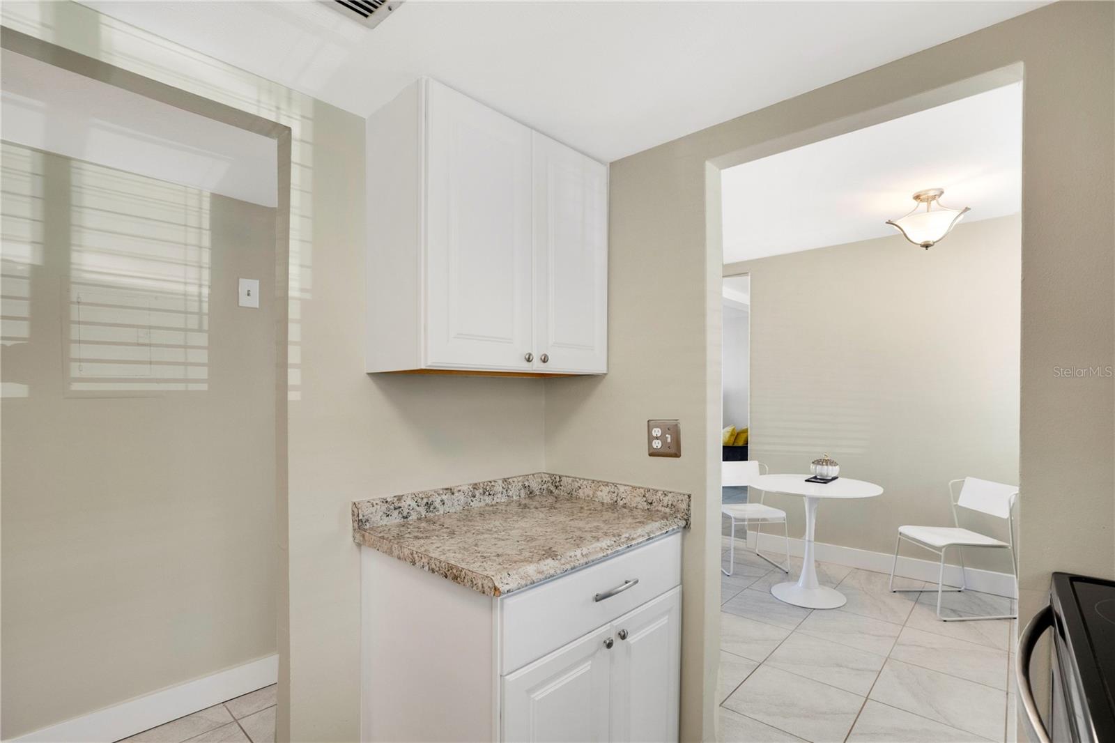 2211 SUNSET DR #E3 — photo 17