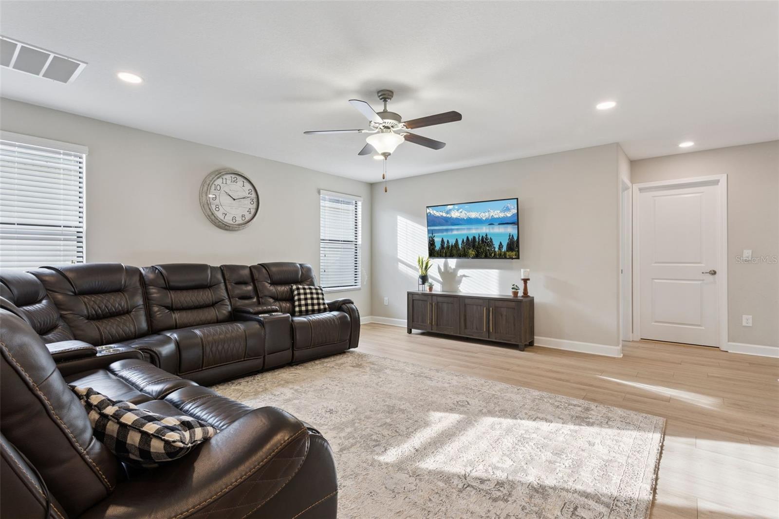 8816 SHADY PAVILLION CT — photo 11