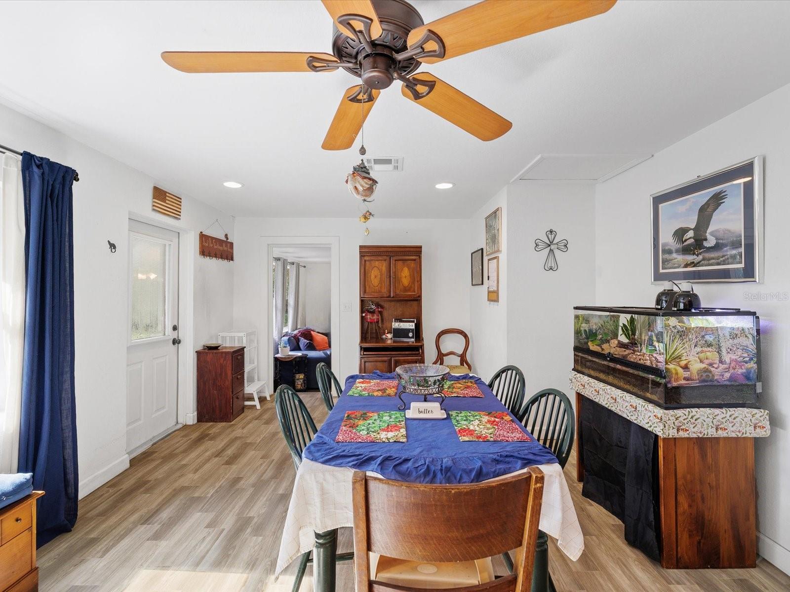 36228 CLINTON AVE — photo 13