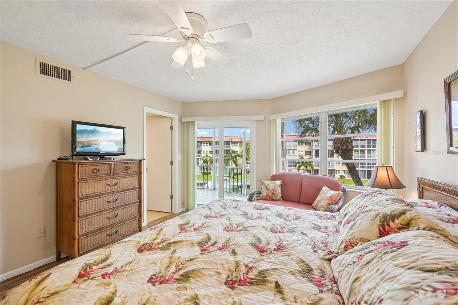 1257 S PORTOFINO DR #307 — photo 53