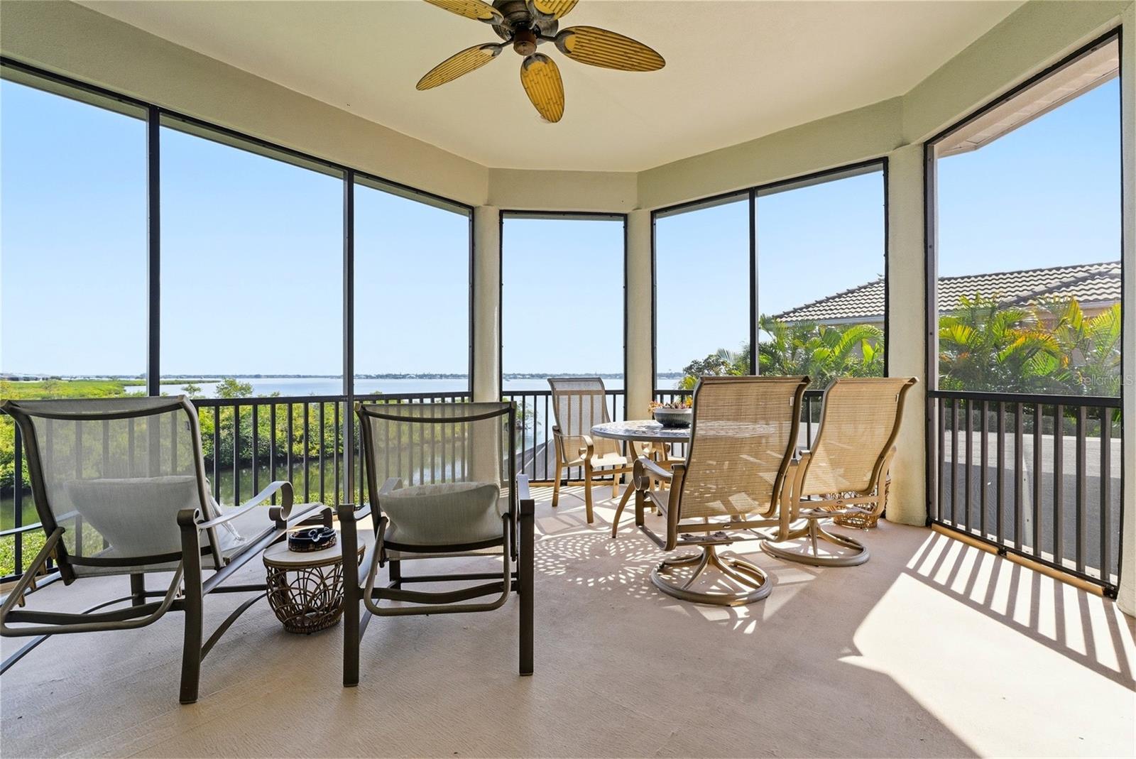 120 12TH AVE E — photo 55