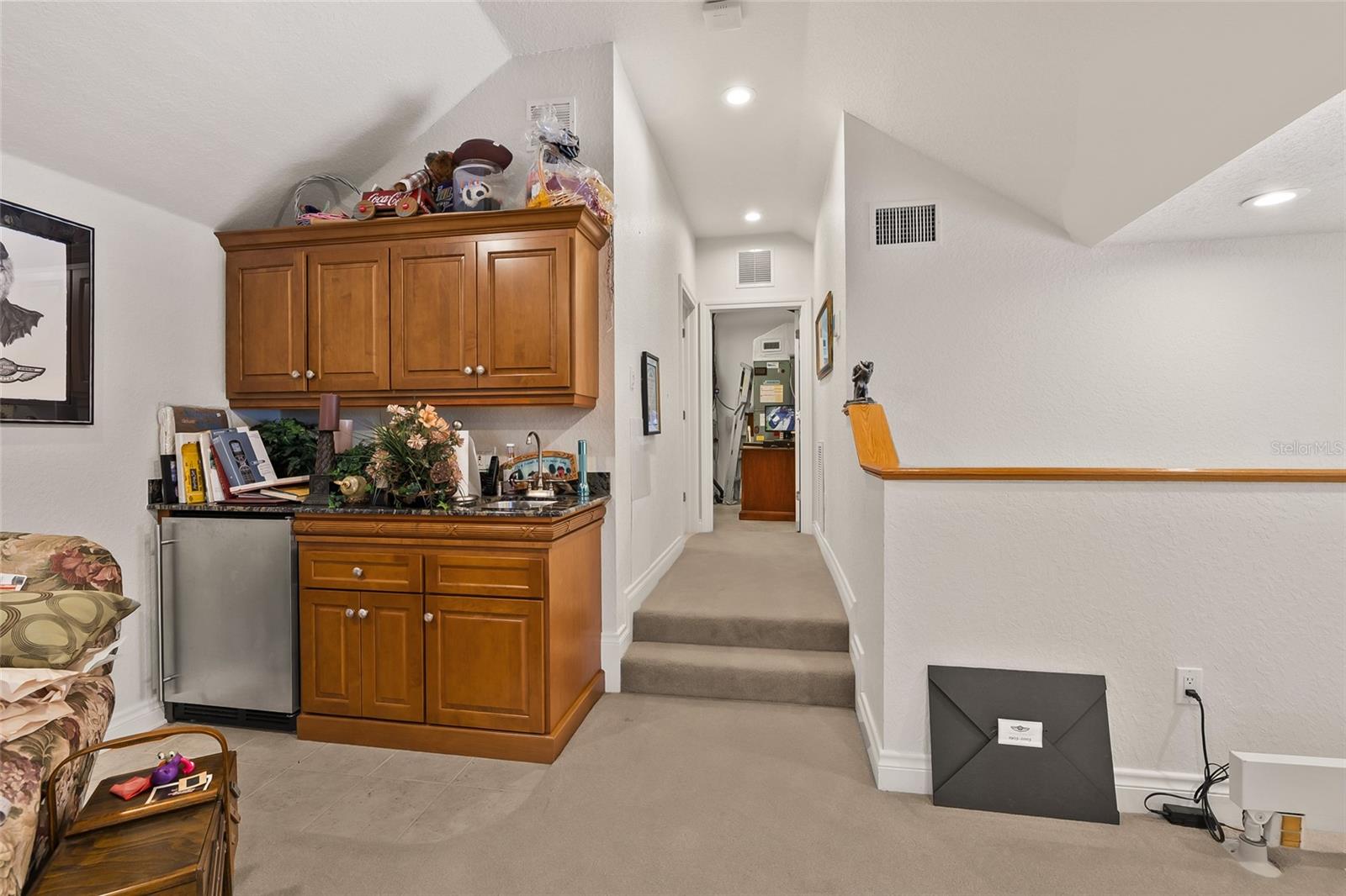 8402 TALLAHASSEE DR NE — photo 44