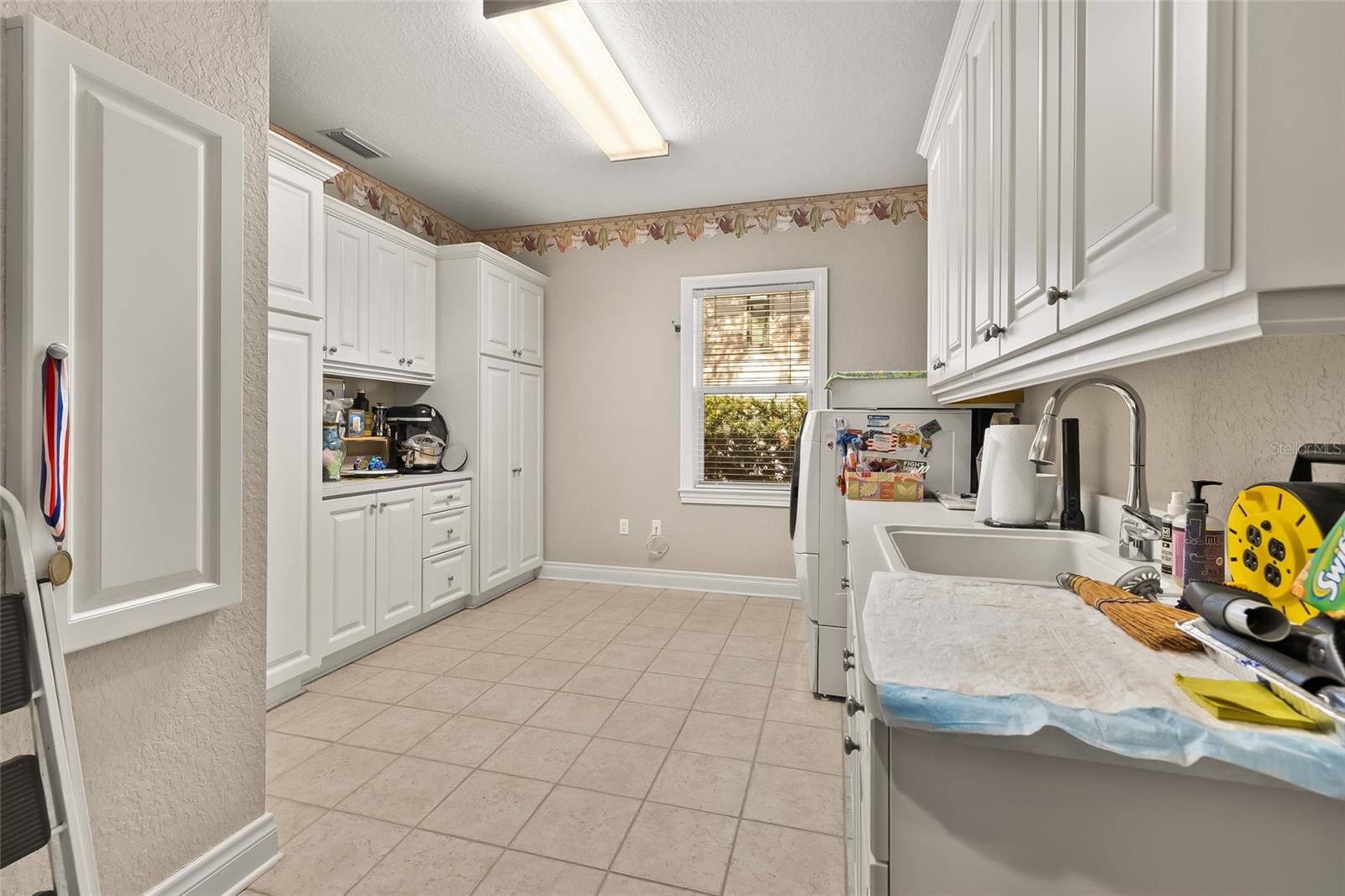 8402 TALLAHASSEE DR NE — photo 18