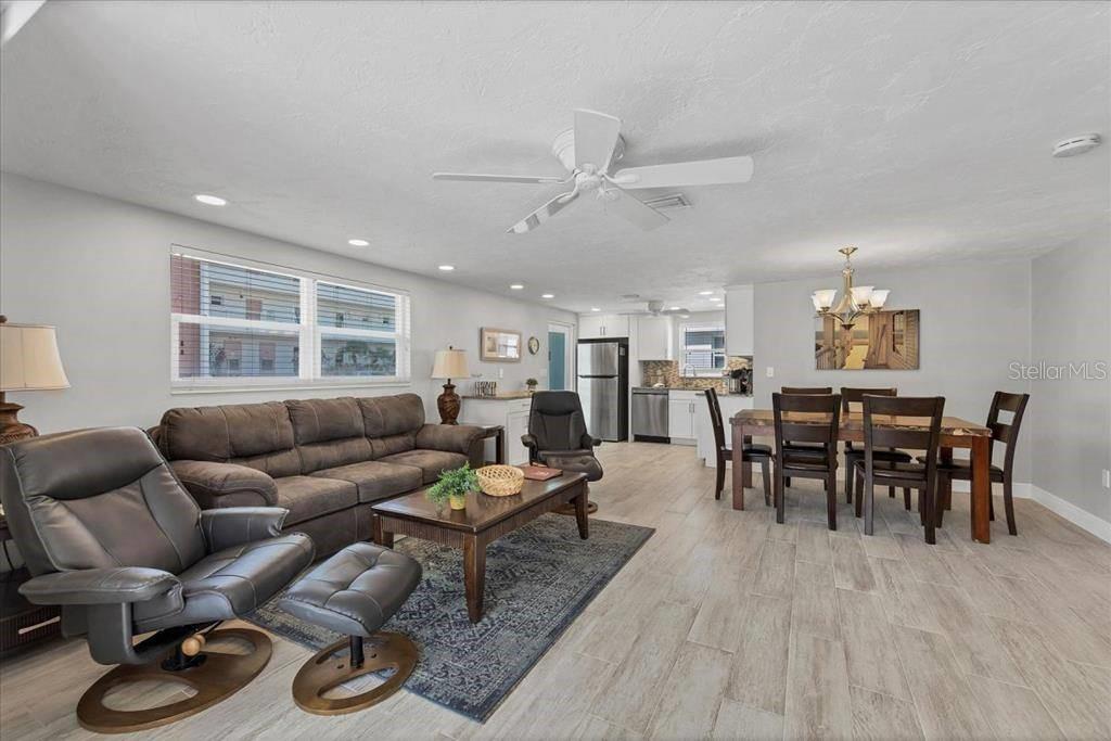 6154 MIDNIGHT PASS RD #C18 — photo 2