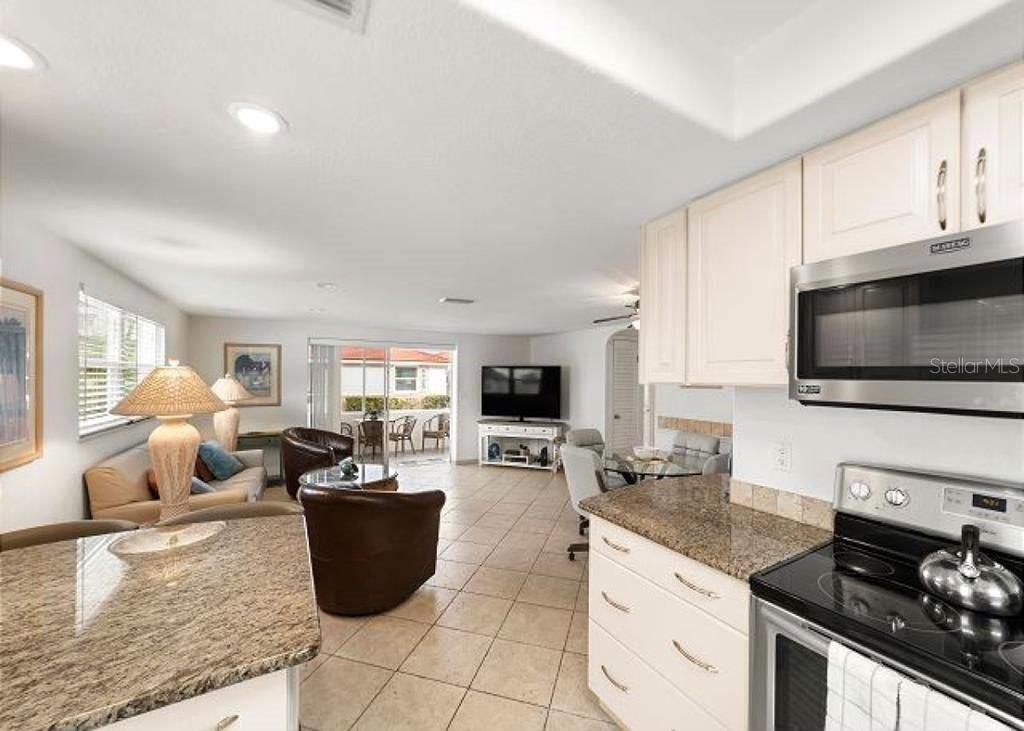 6154 MIDNIGHT PASS RD #D18 — photo 2