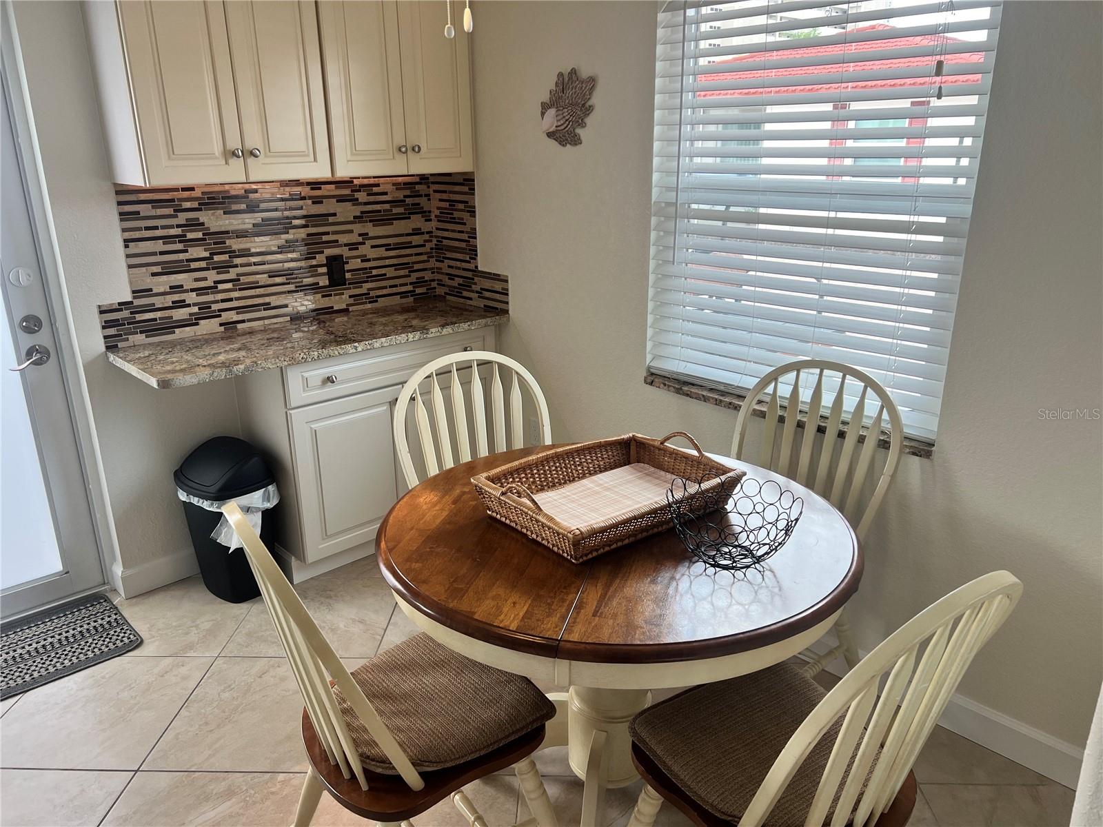 6154 MIDNIGHT PASS RD #B07 — photo 2