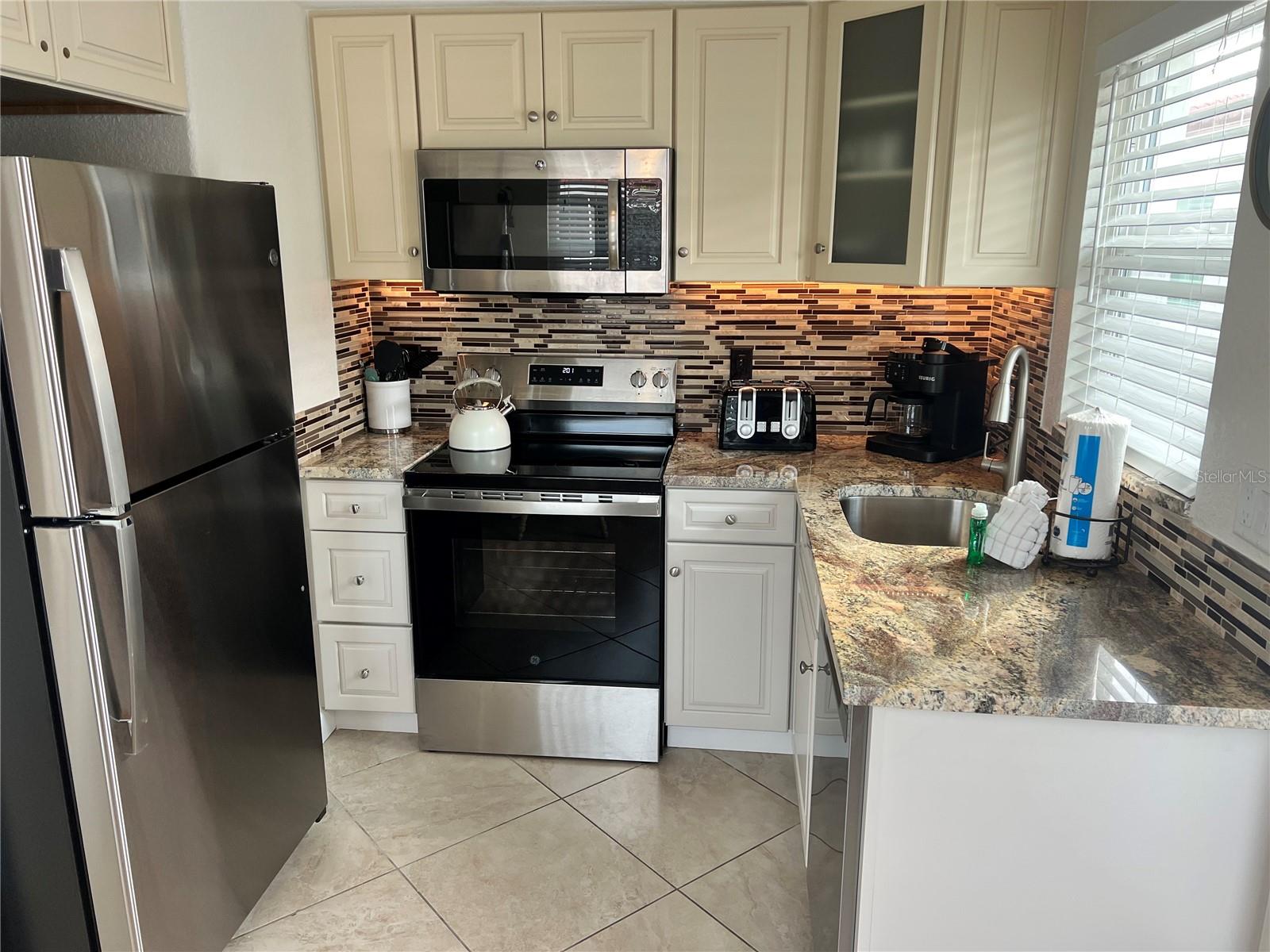 6154 MIDNIGHT PASS RD #B07 — photo 3