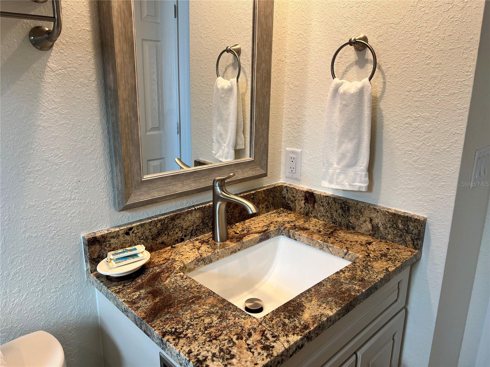 6154 MIDNIGHT PASS RD #B07 — photo 15