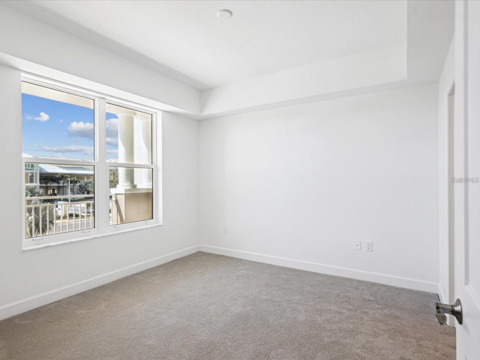 125 ISLAND WAY #304 — photo 27