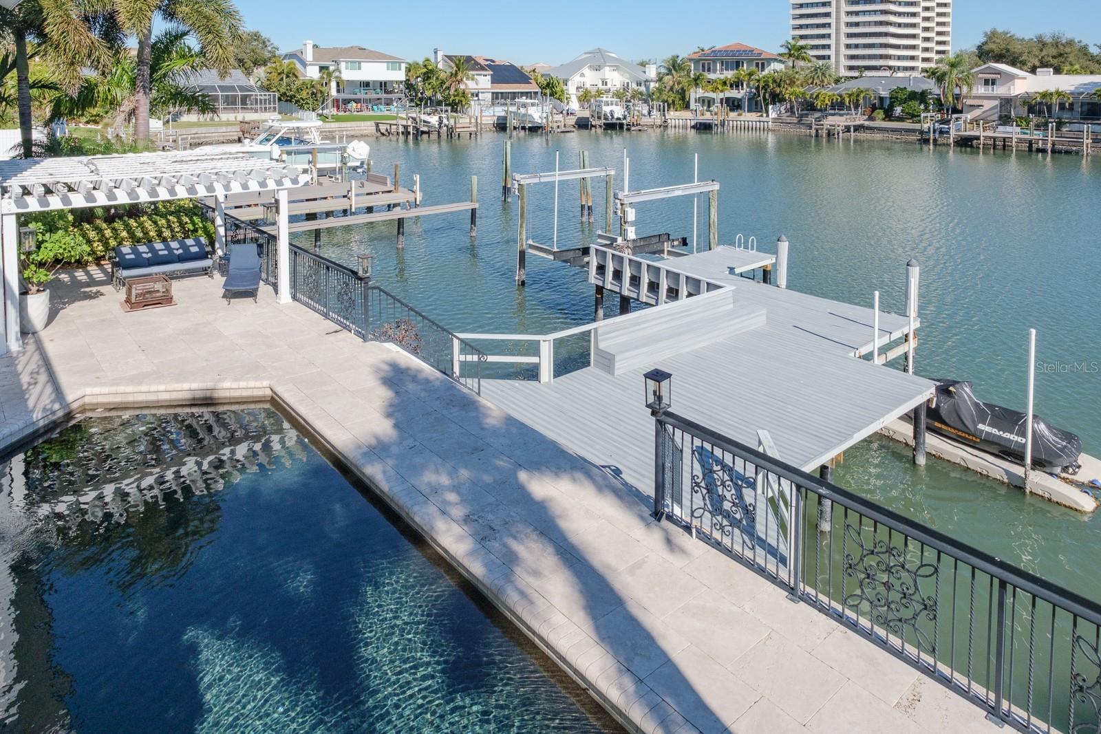 5949 SEABIRD DR S — photo 2
