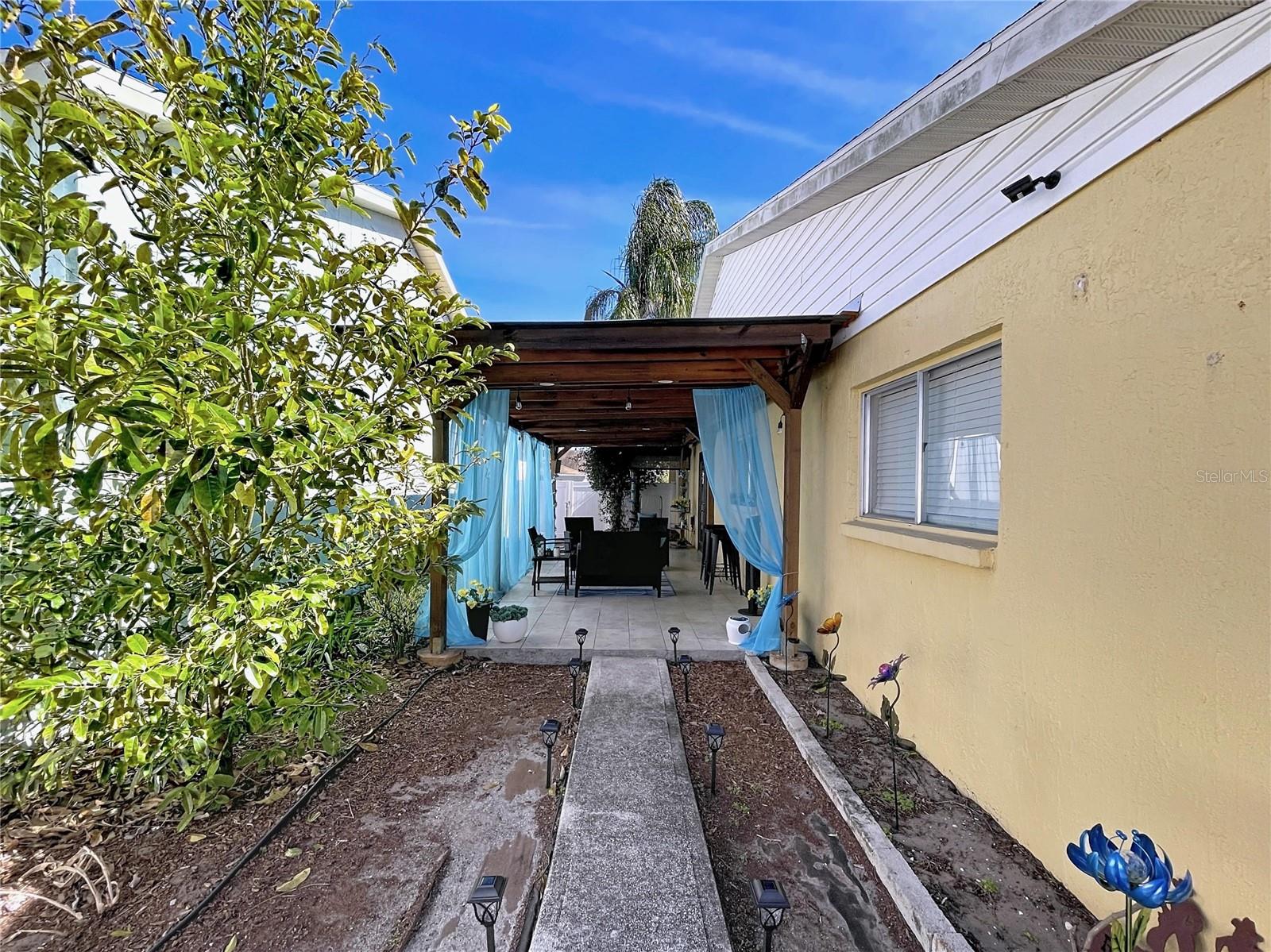 11115 CHERRYWOOD LN — photo 49