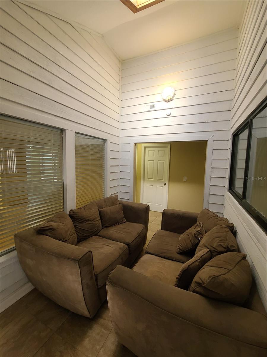 13701 LAZY OAK DR — photo 17