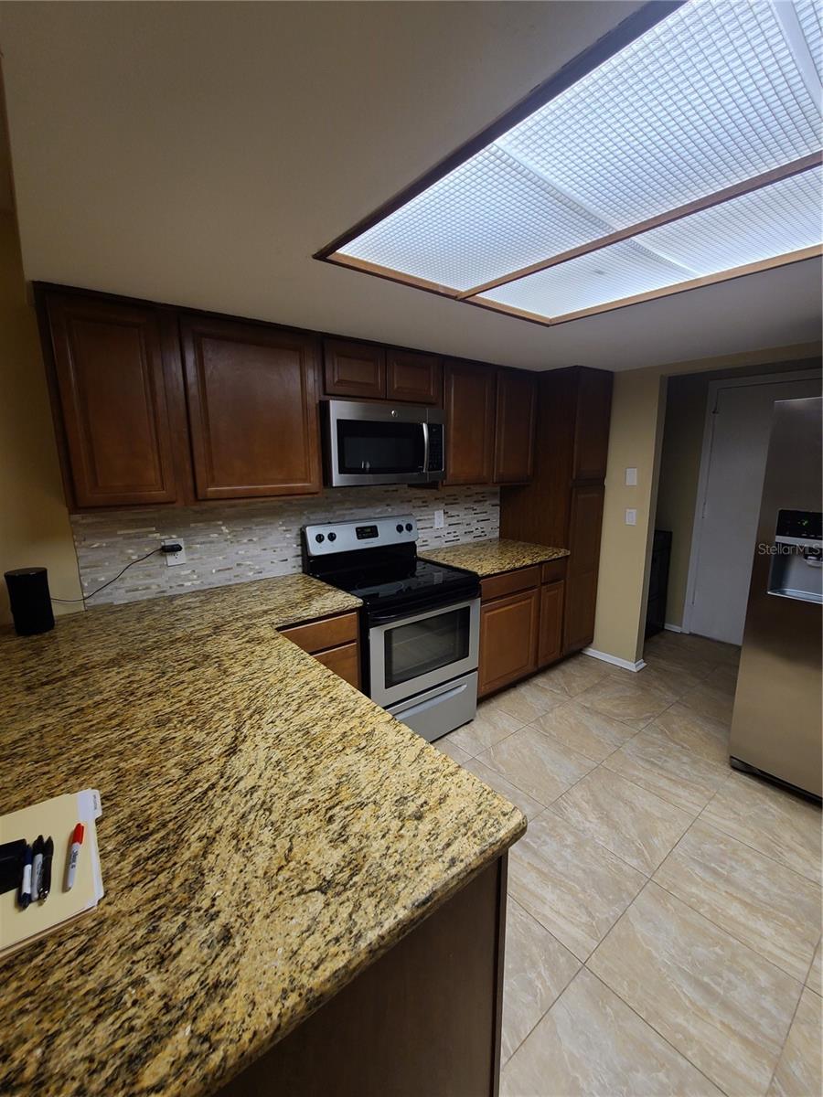 13701 LAZY OAK DR — photo 7