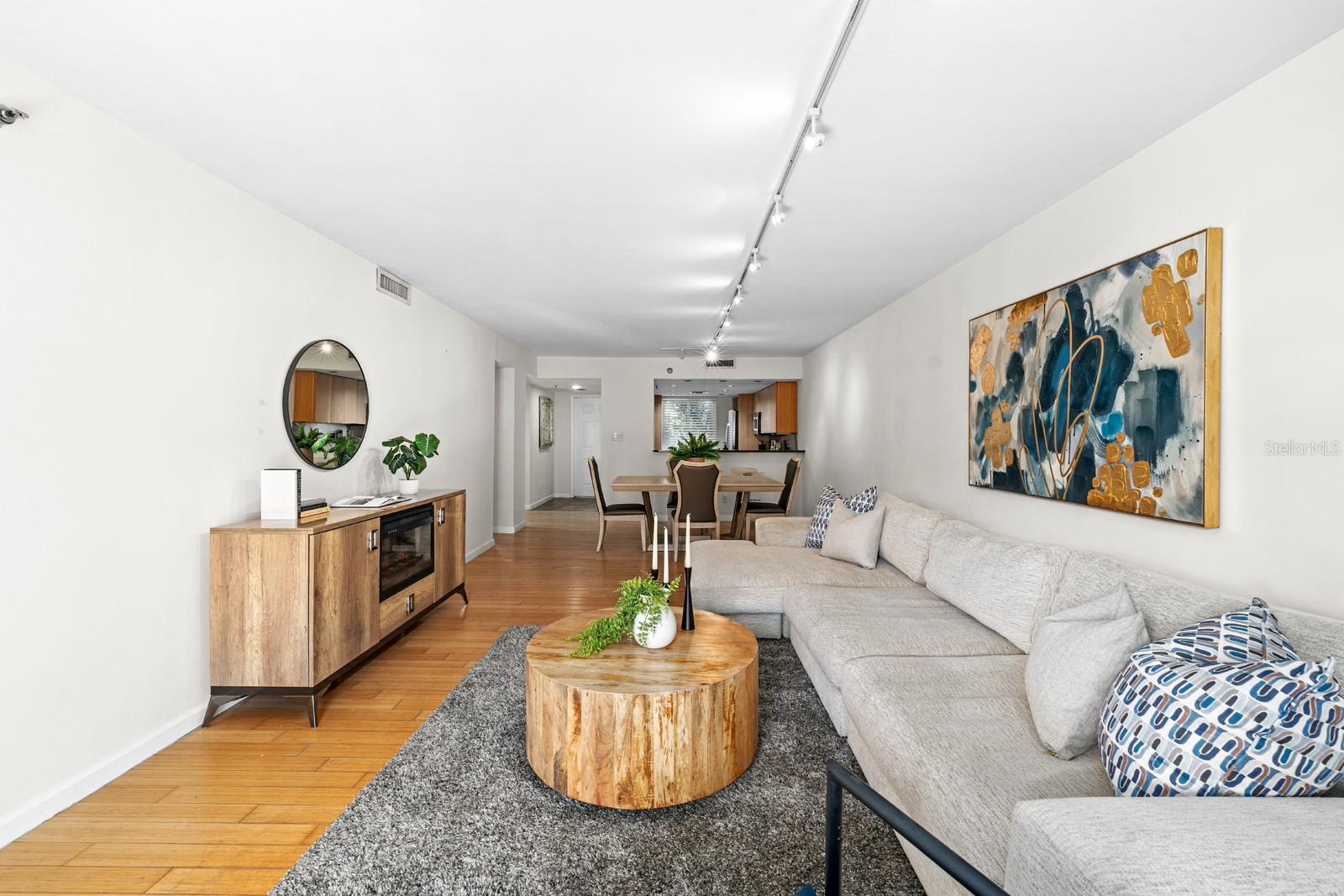 201 W LAUREL ST #310 — photo 11