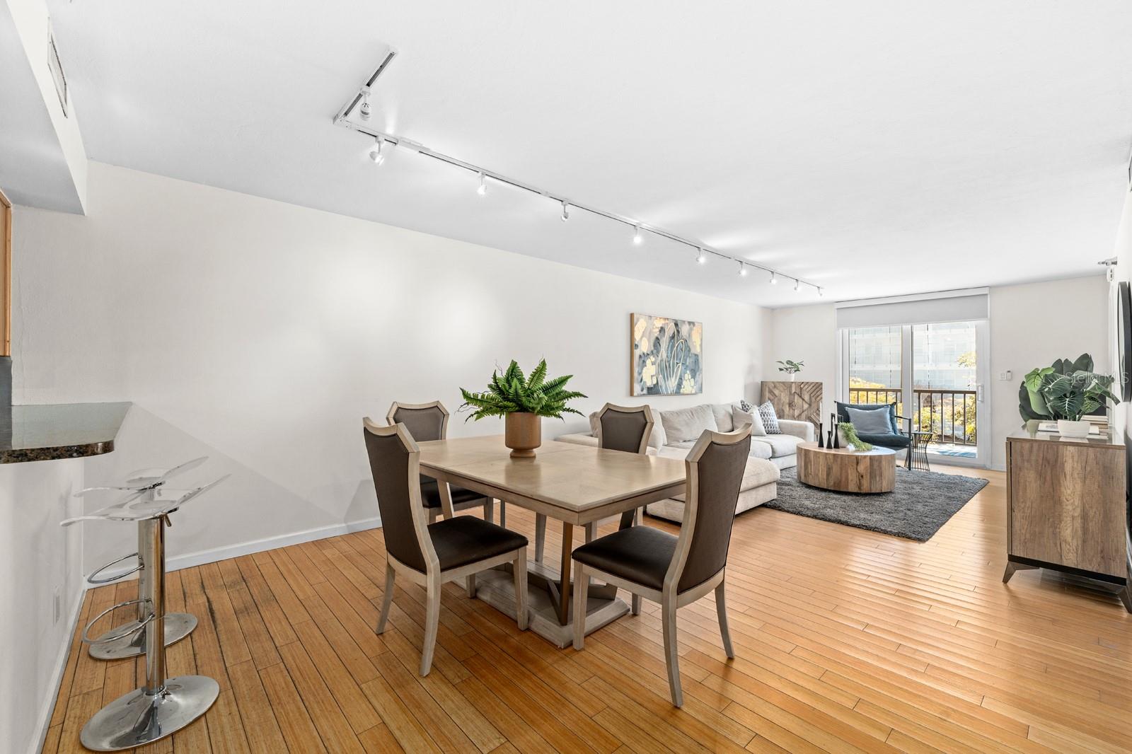 201 W LAUREL ST #310 — photo 9