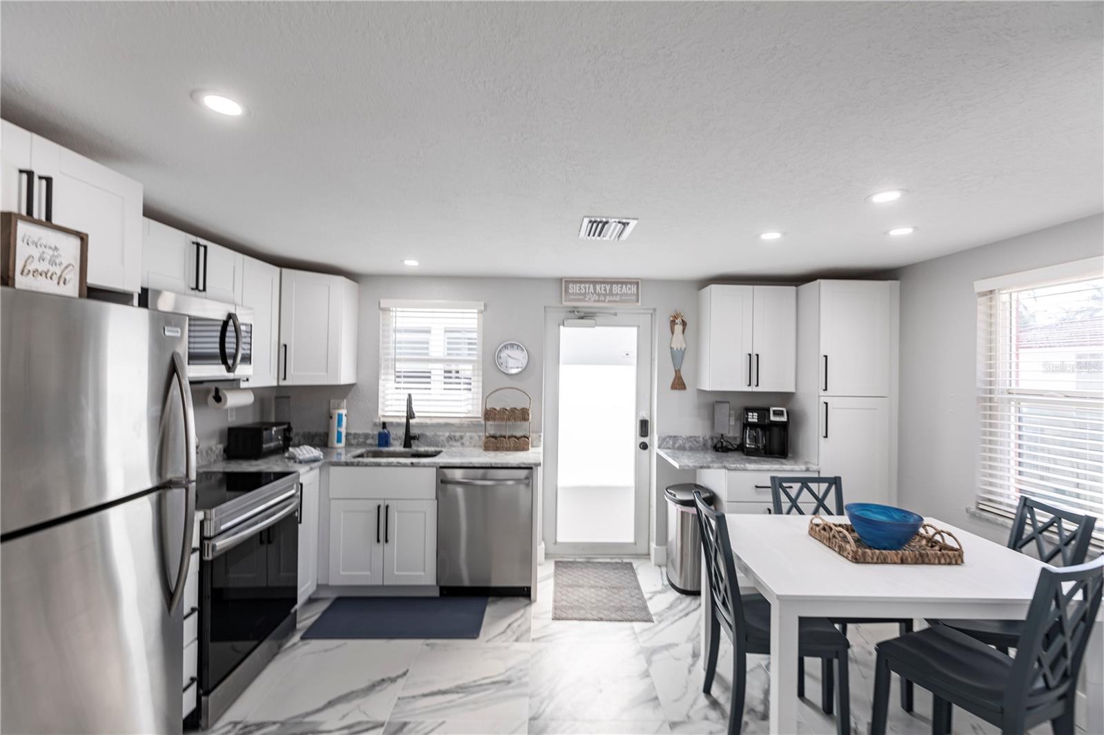 6154 MIDNIGHT PASS RD #C16 — photo 6