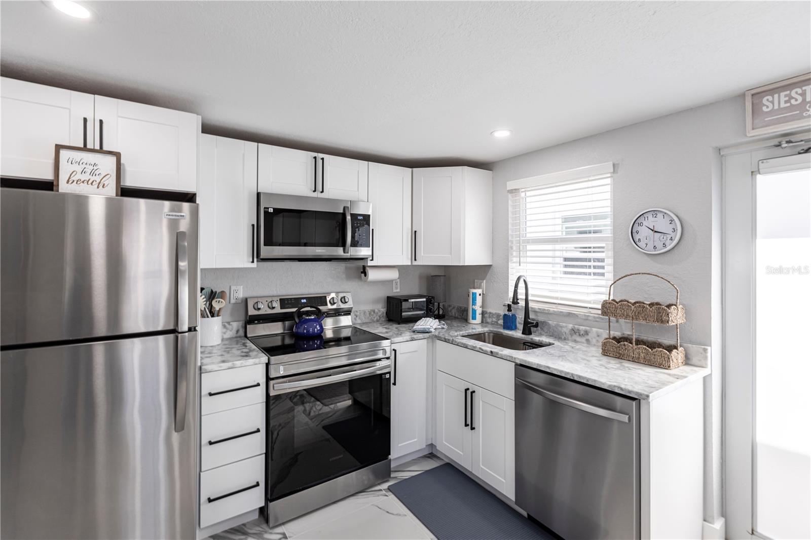 6154 MIDNIGHT PASS RD #C16 — photo 7