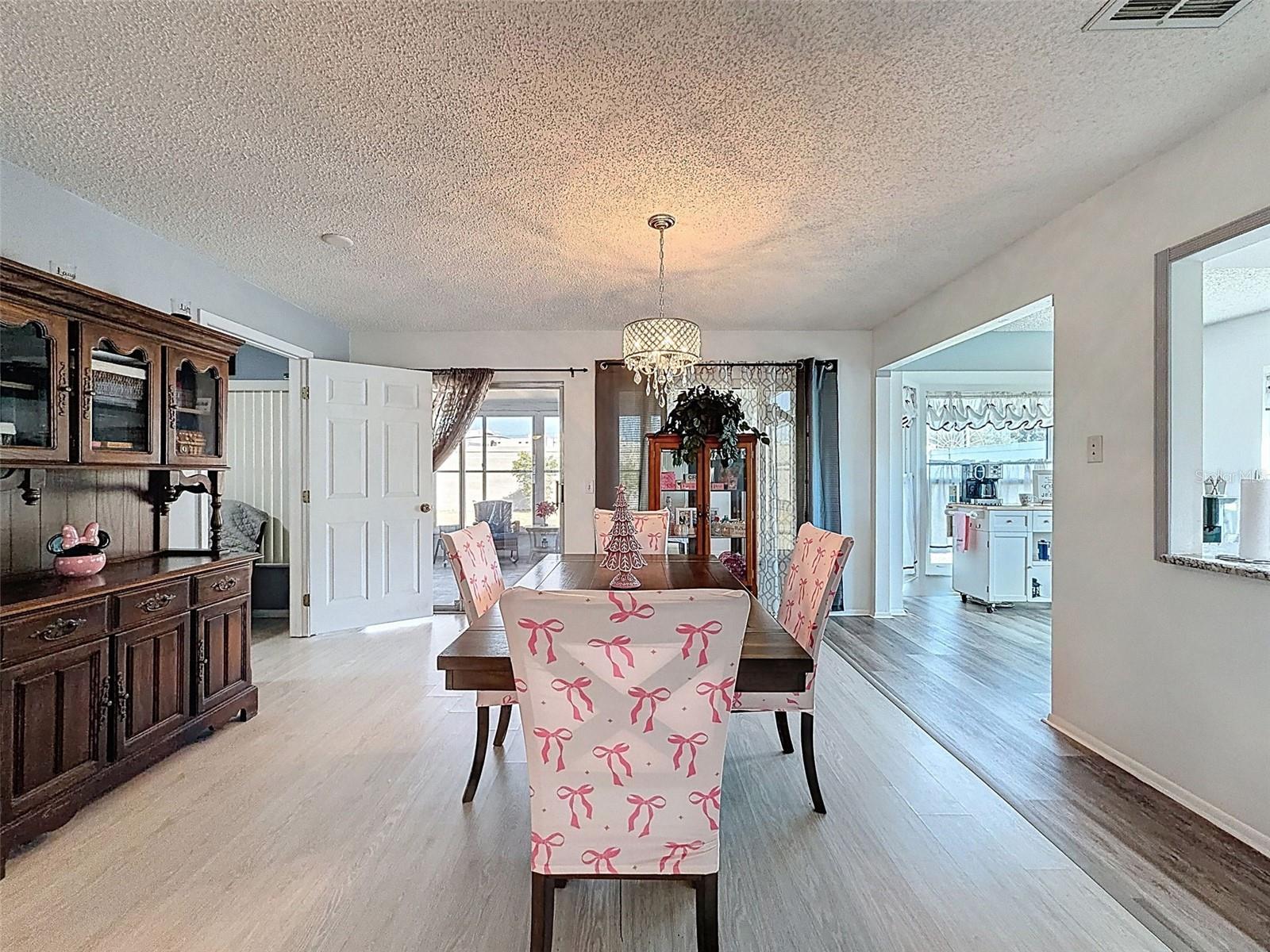 10654 FALLEN LEAF LN — photo 11