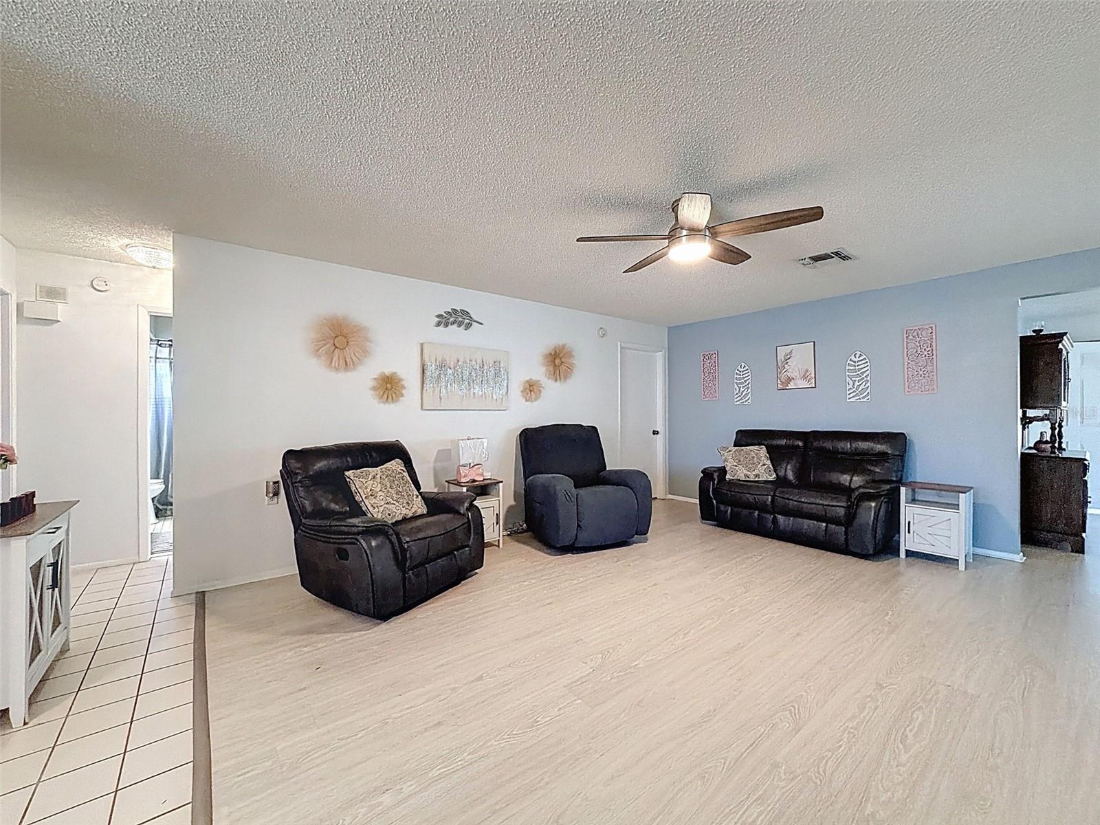 10654 FALLEN LEAF LN — photo 7