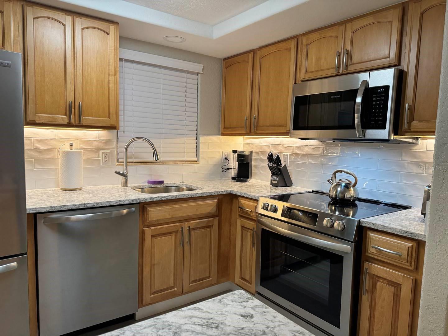 6154 MIDNIGHT PASS RD #C15 — photo 4