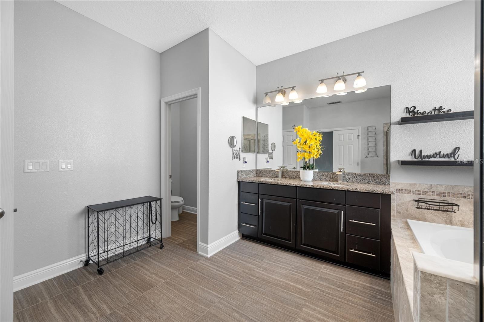 11652 PALMETTO PINE ST — photo 24