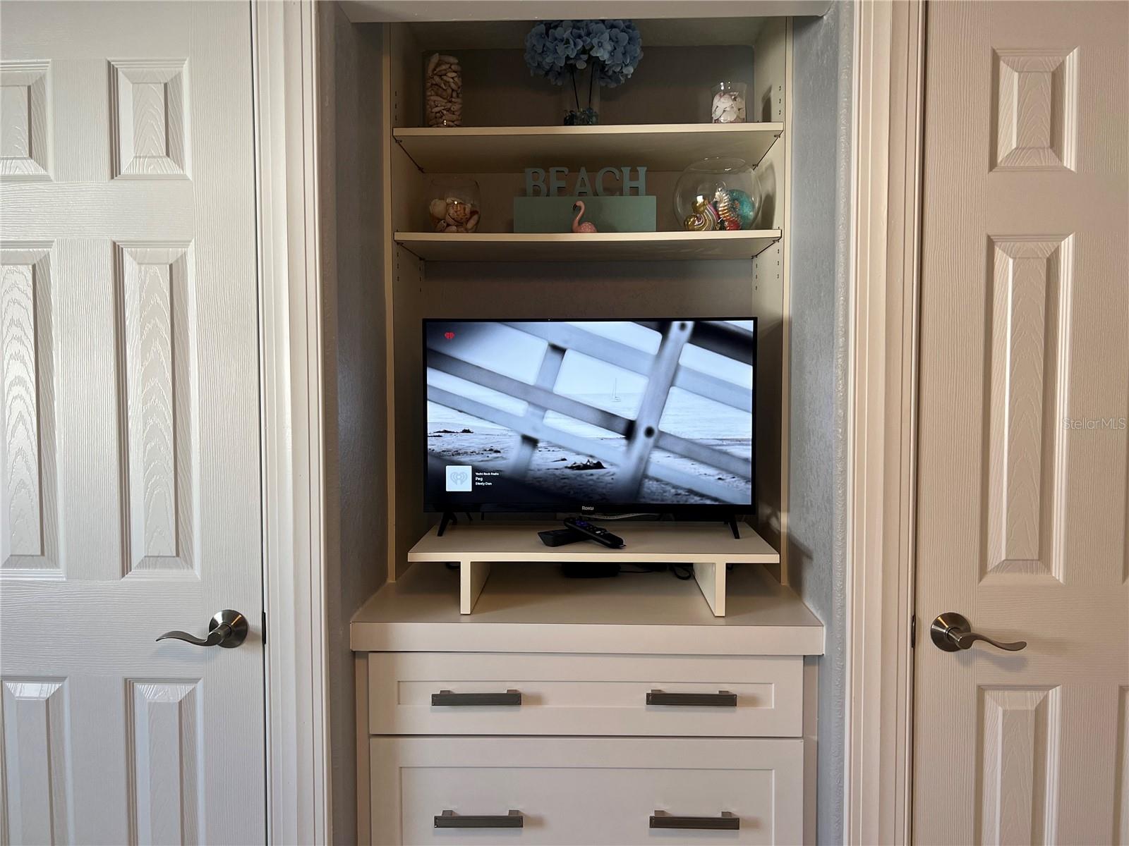 6154 MIDNIGHT PASS RD #B02 — photo 11