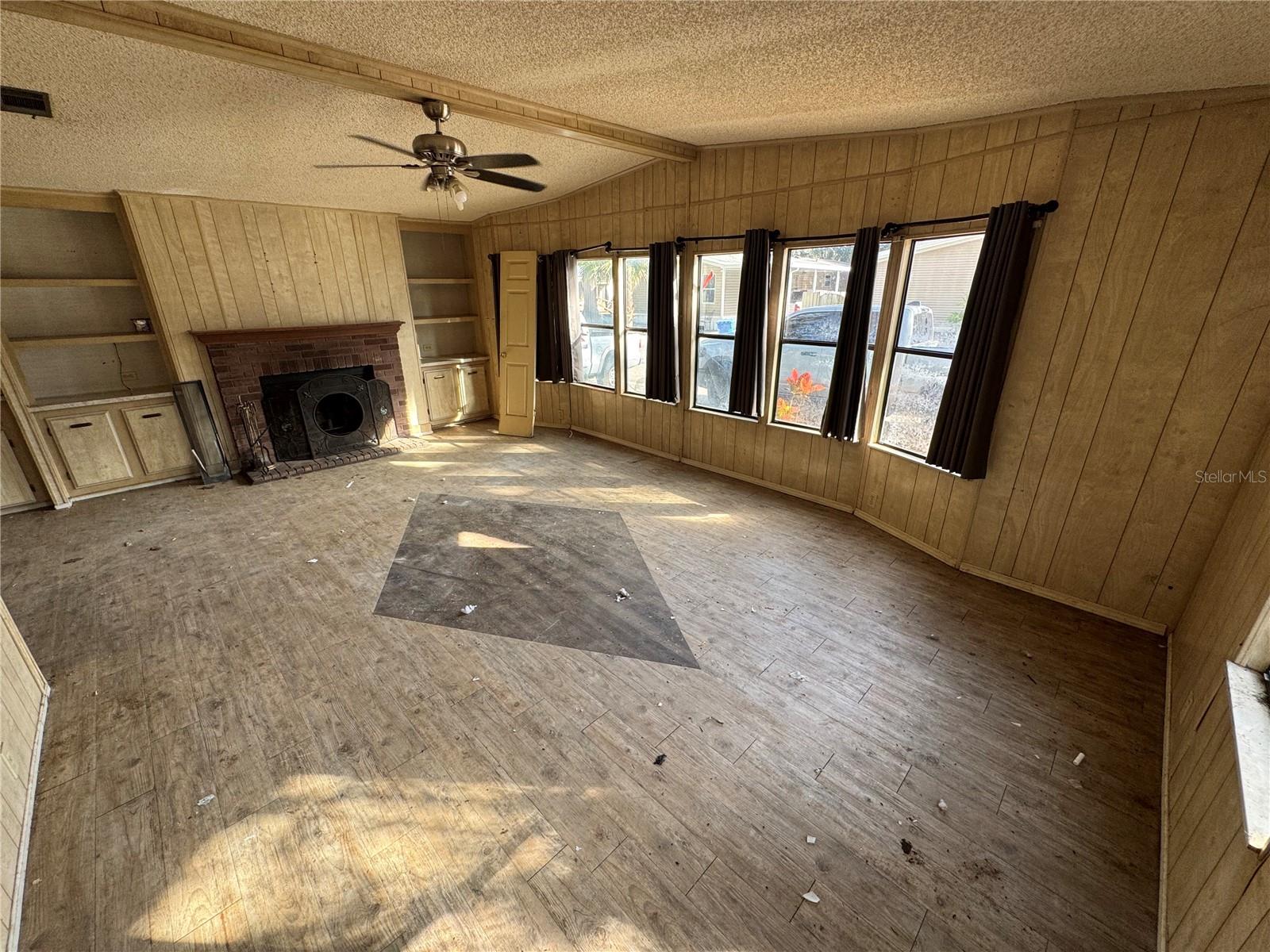 10559 BAY HILLS CIR — photo 3