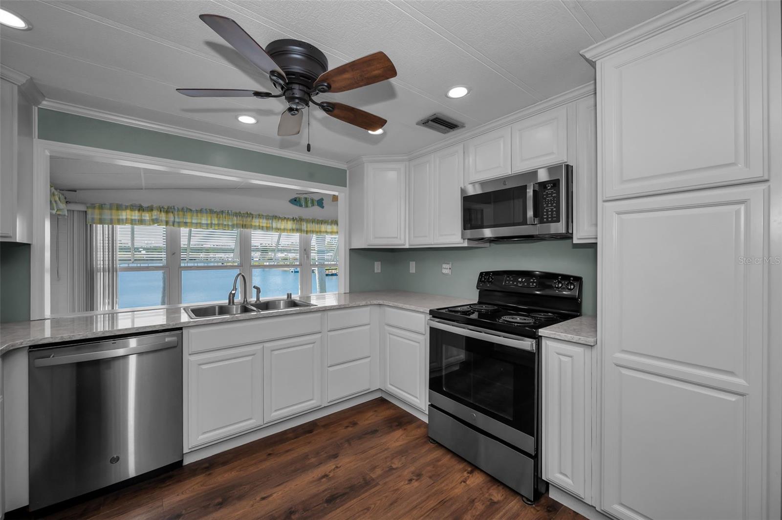 4706 BURNEY DR — photo 18