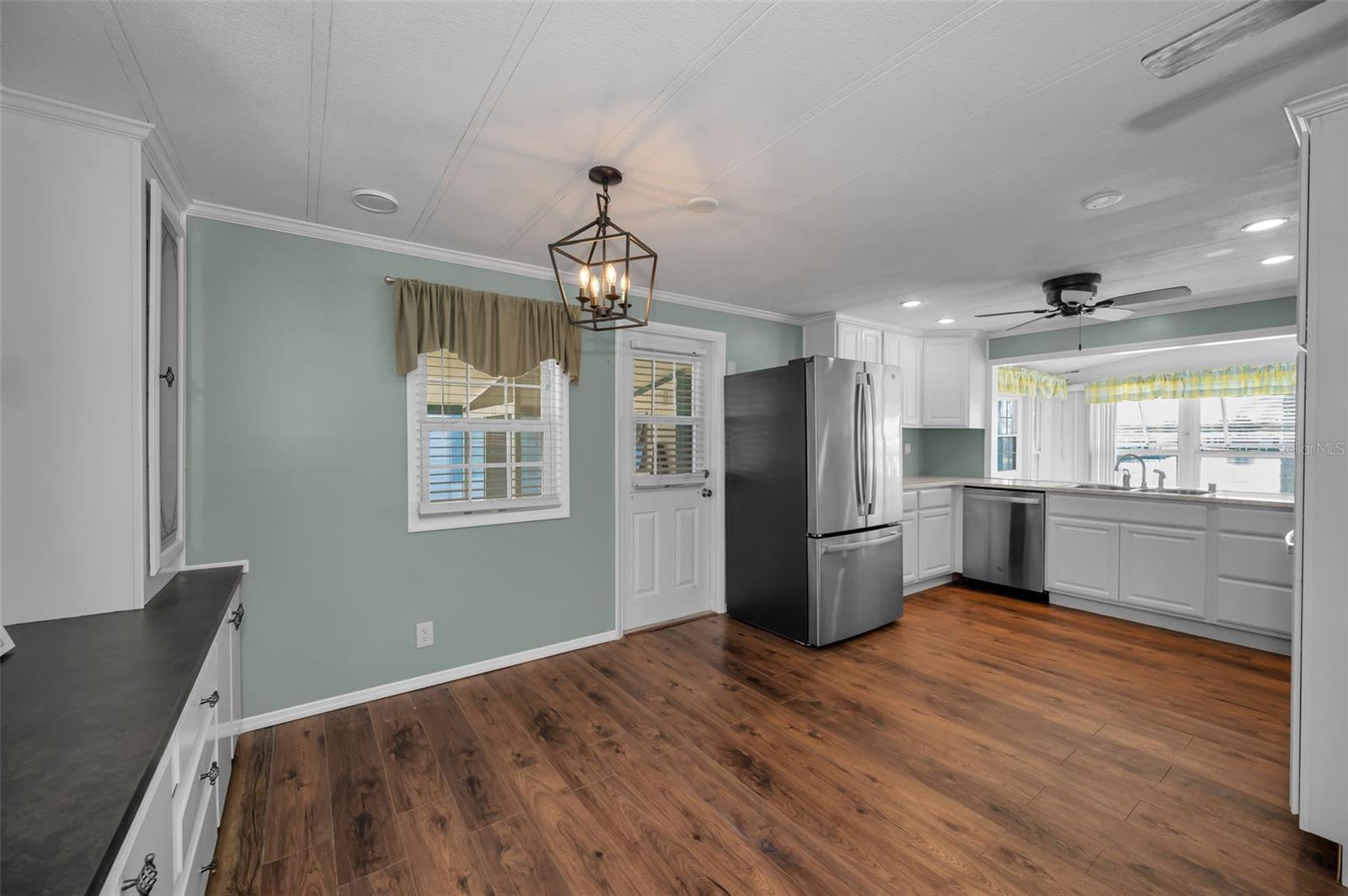 4706 BURNEY DR — photo 13