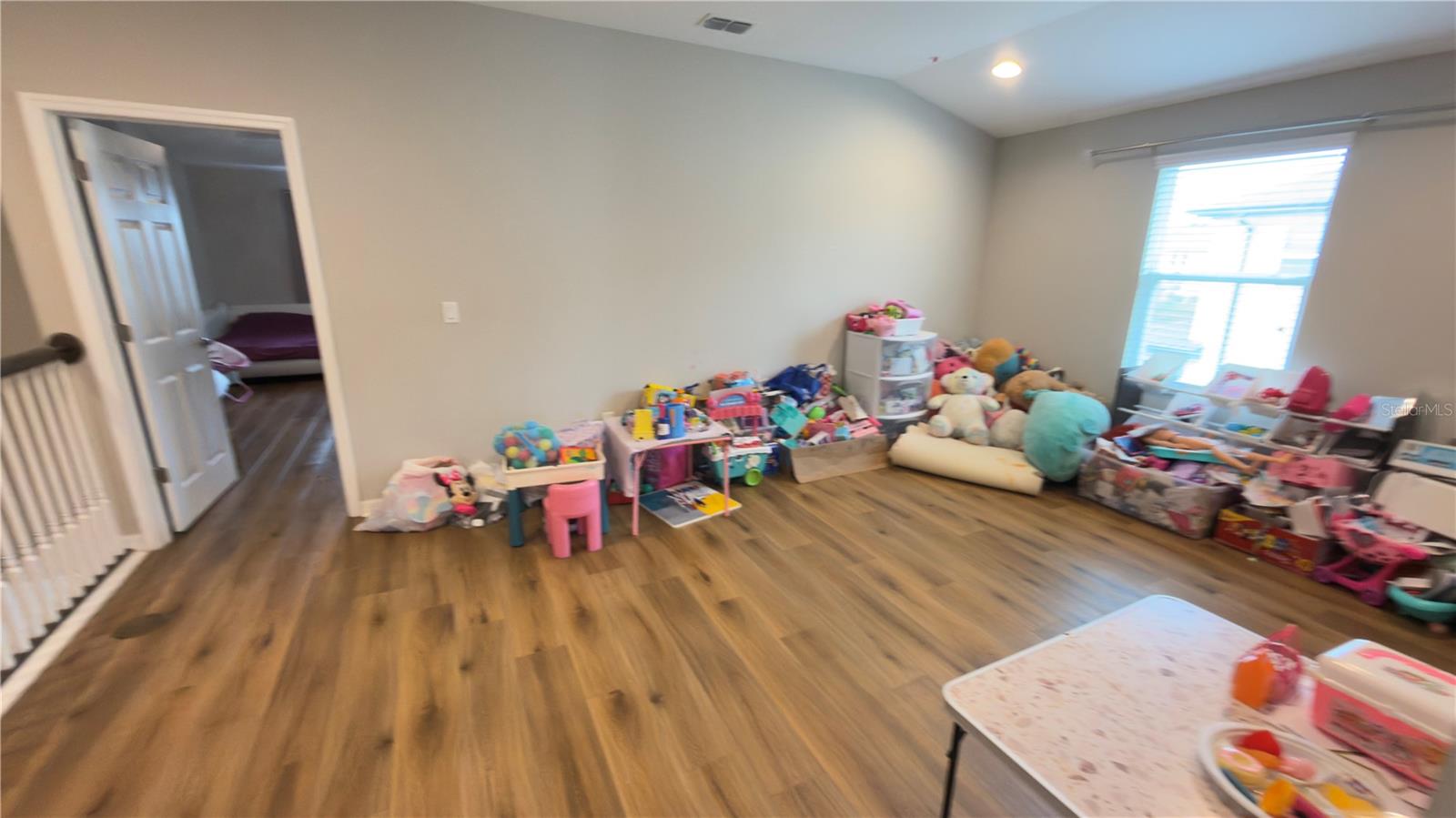 2501 STAPLEFORD PL — photo 20