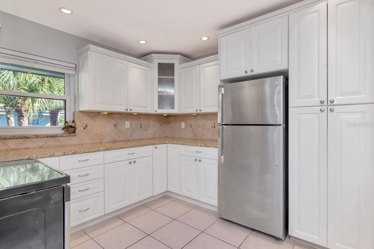 2650 COUNTRYSIDE BLVD #F303 — photo 18
