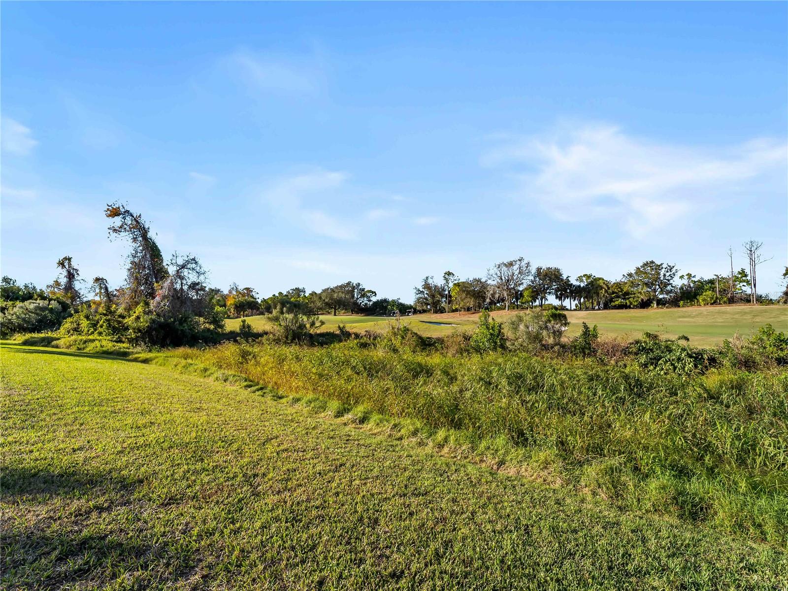 274 MONTELLUNA DR — photo 57
