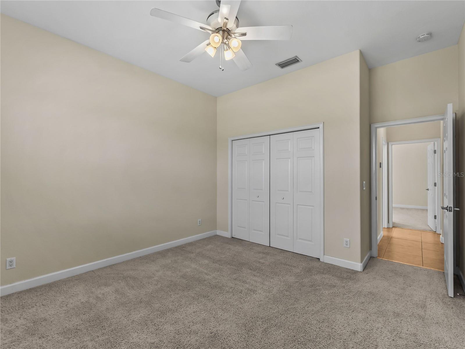 274 MONTELLUNA DR — photo 43