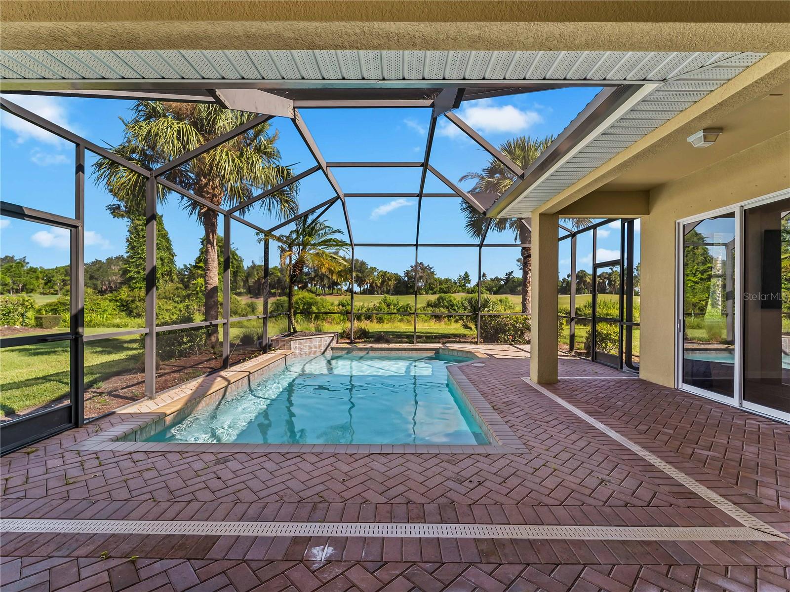 274 MONTELLUNA DR — photo 49