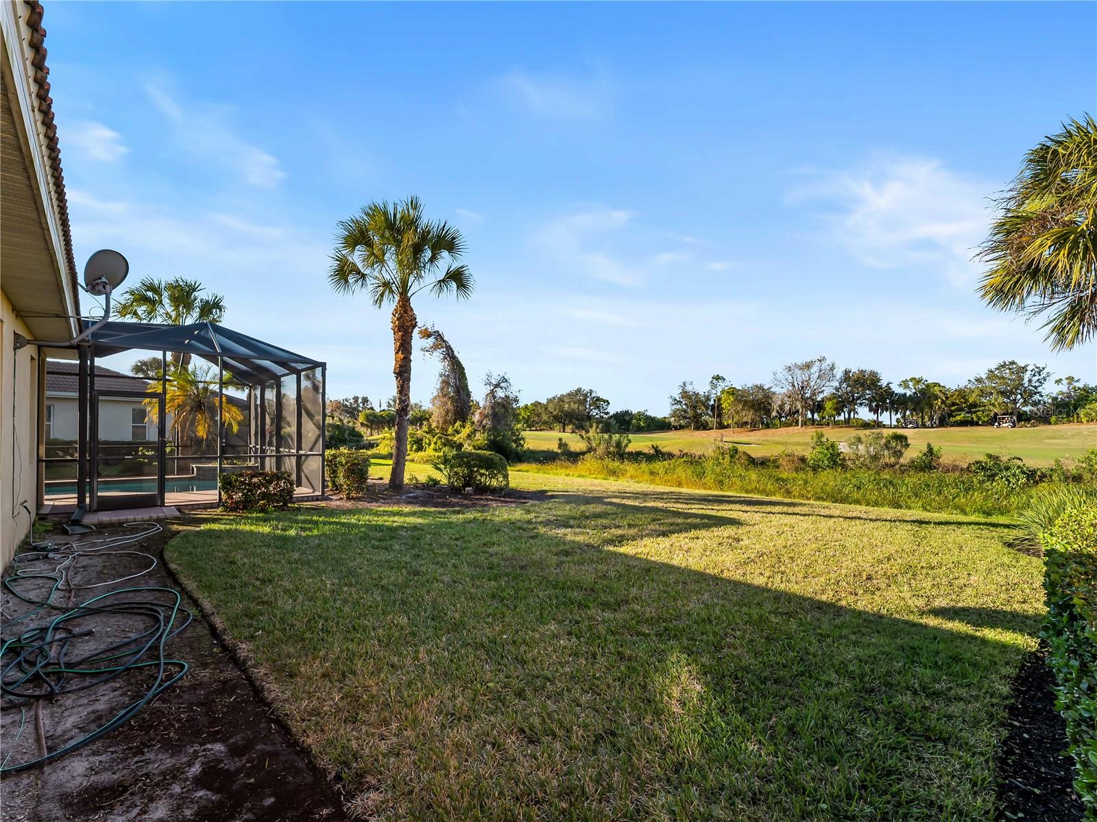 274 MONTELLUNA DR — photo 56