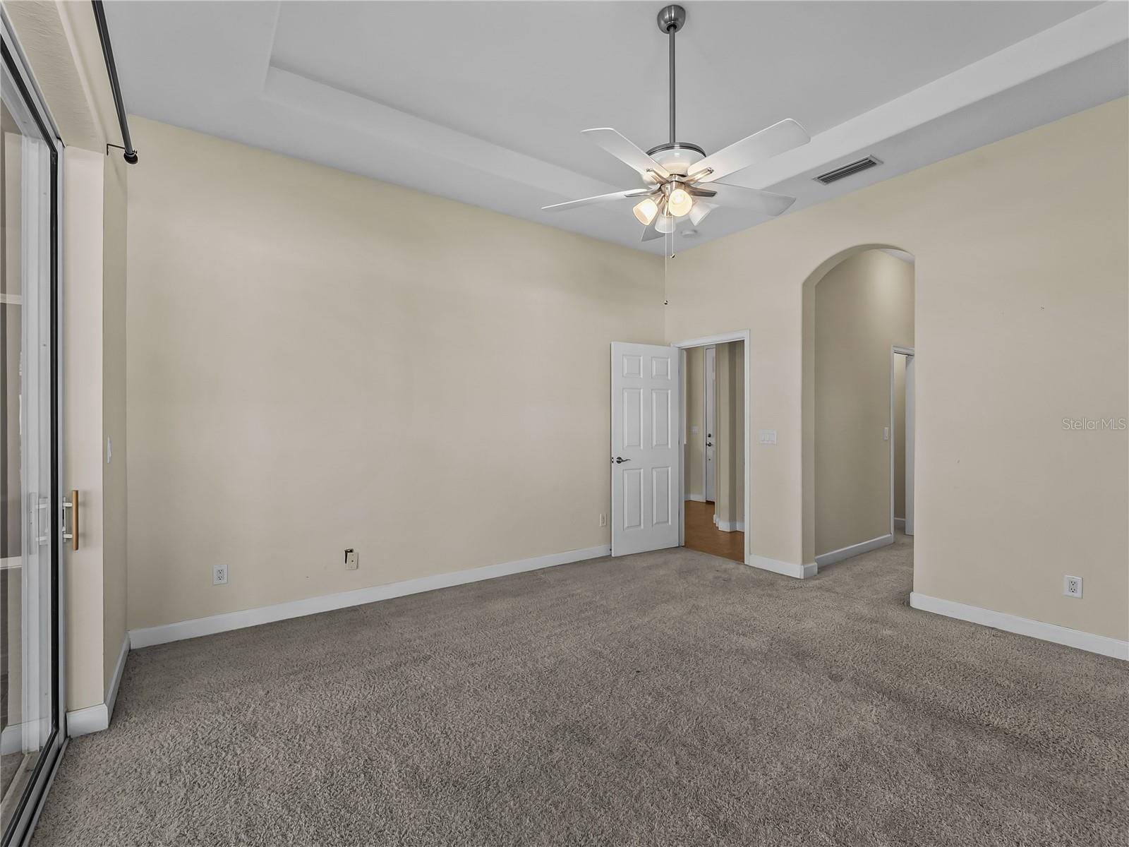 274 MONTELLUNA DR — photo 21