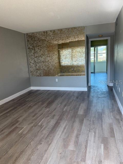 1051 79TH AVE N #212 — photo 4