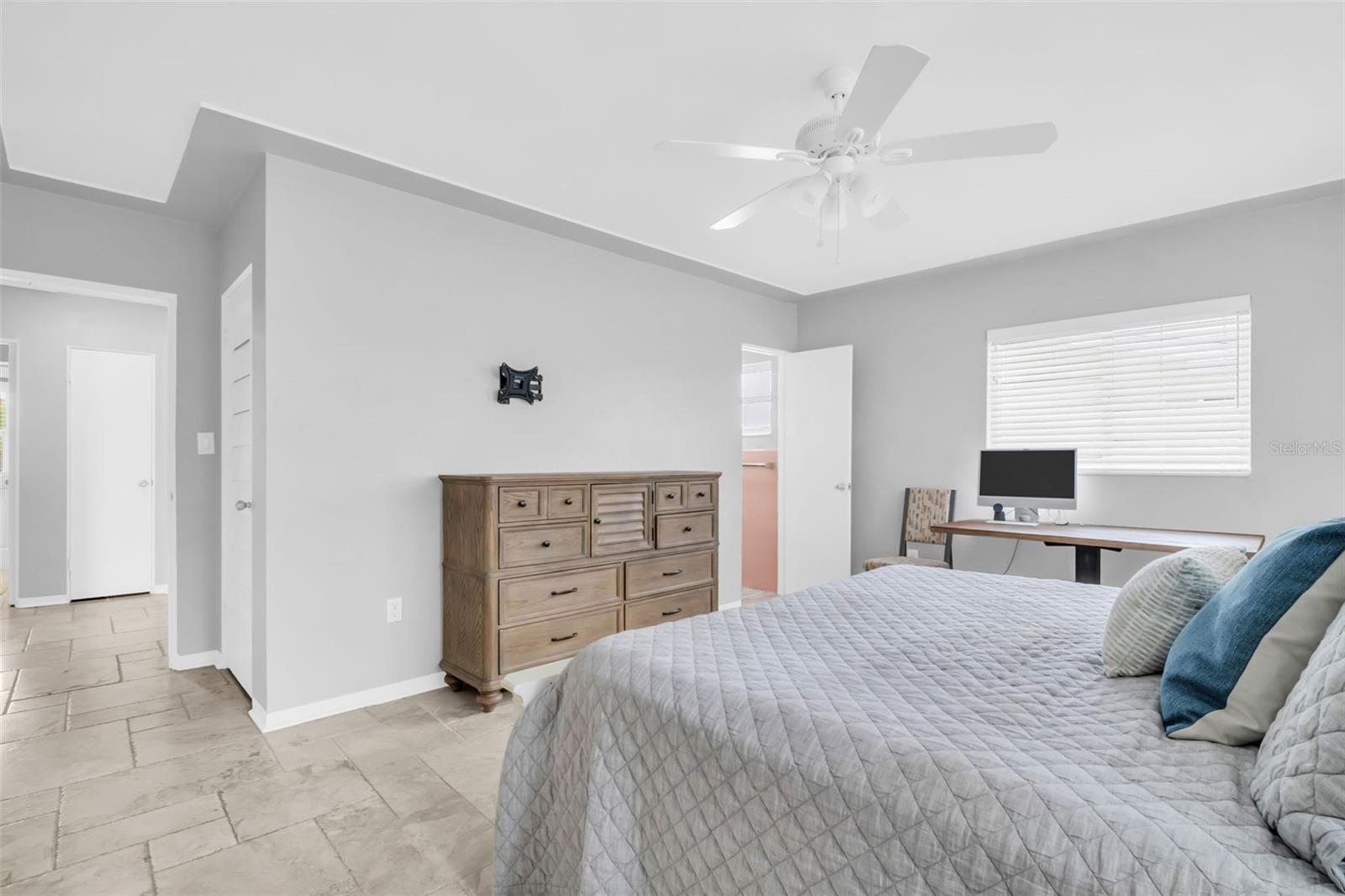 2220 E VINA DEL MAR BLVD — photo 26
