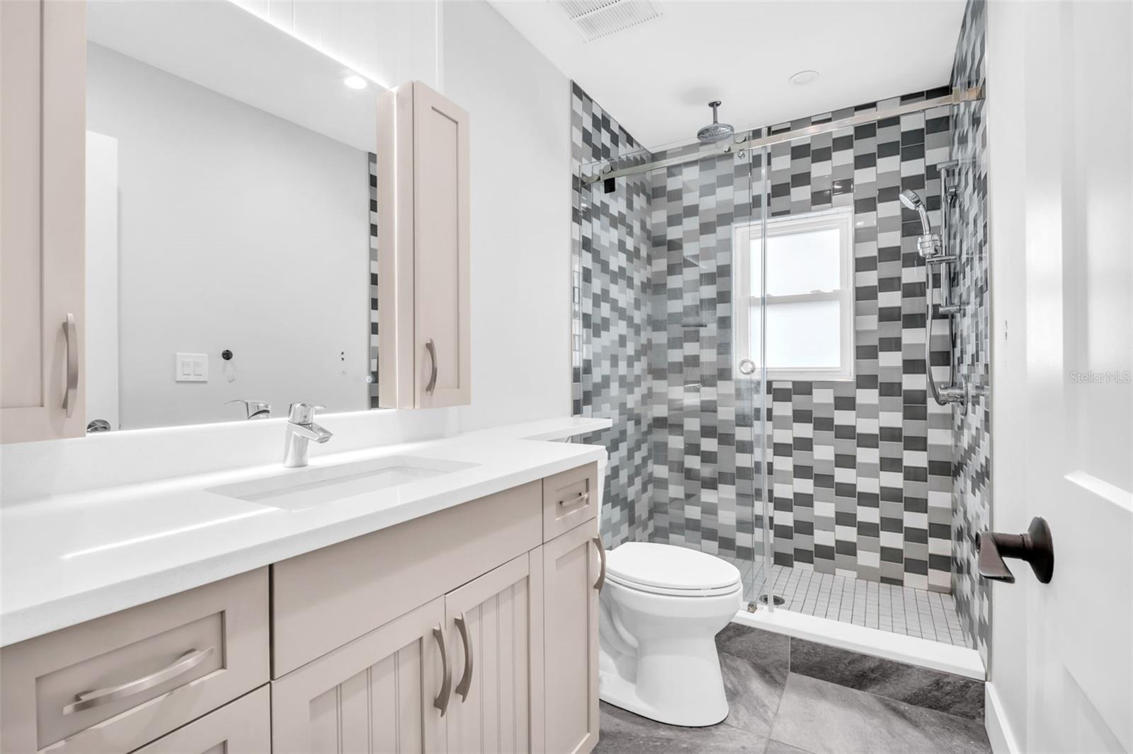 2220 E VINA DEL MAR BLVD — photo 23