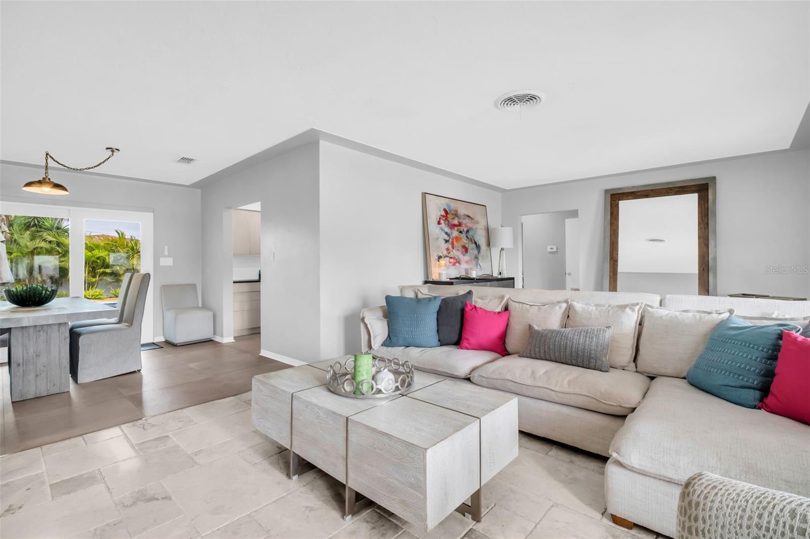 2220 E VINA DEL MAR BLVD — photo 8