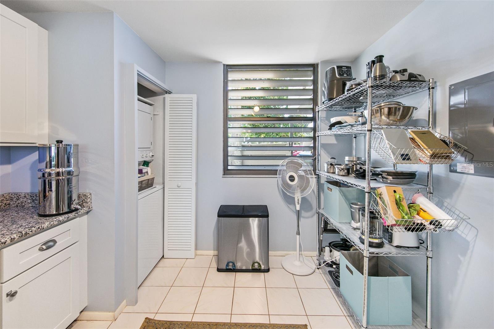 611 WOODLAWN DR #611 — photo 9