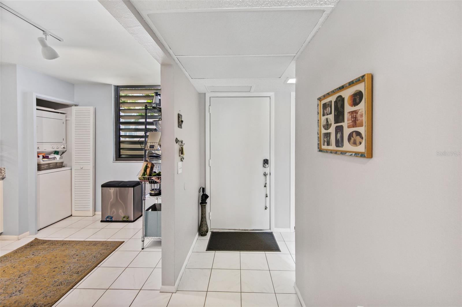 611 WOODLAWN DR #611 — photo 10