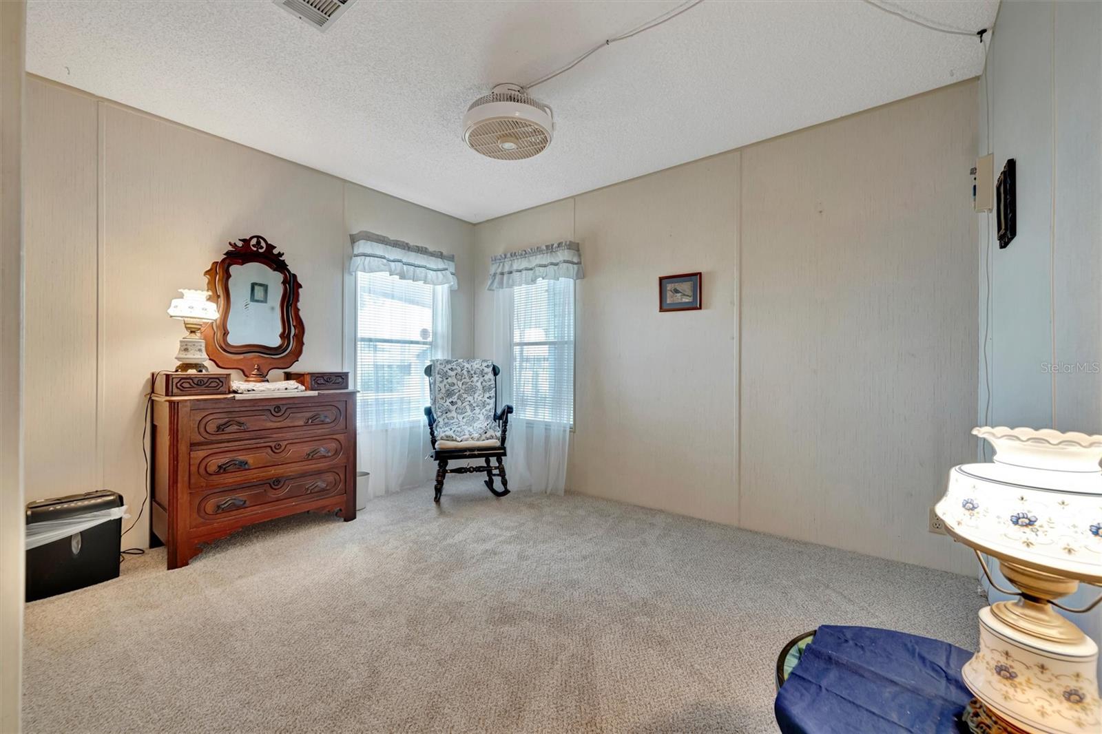 106 N SAINT GEORGE CIR — photo 17