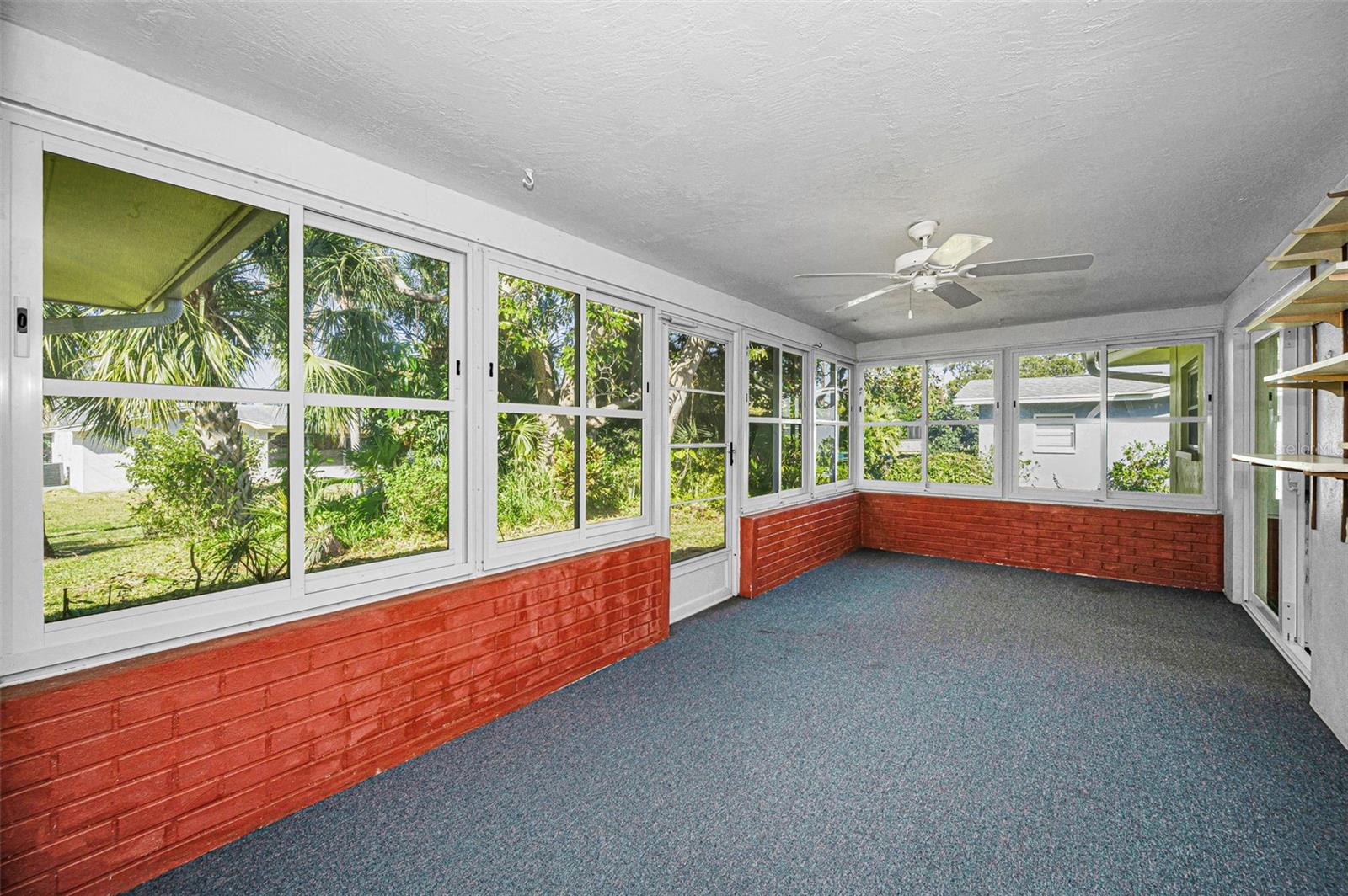 2310 SARAZEN DR — photo 51