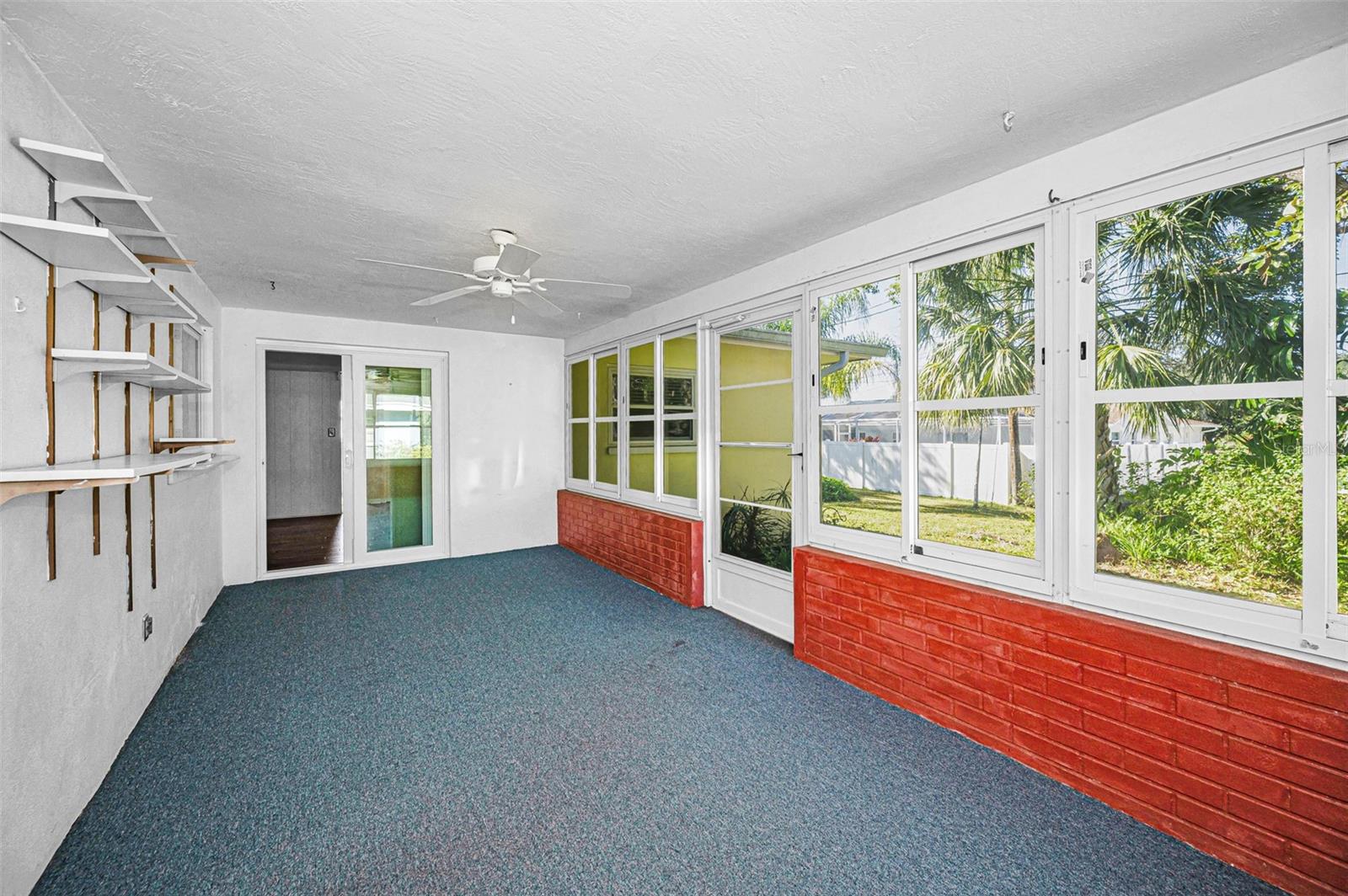 2310 SARAZEN DR — photo 52